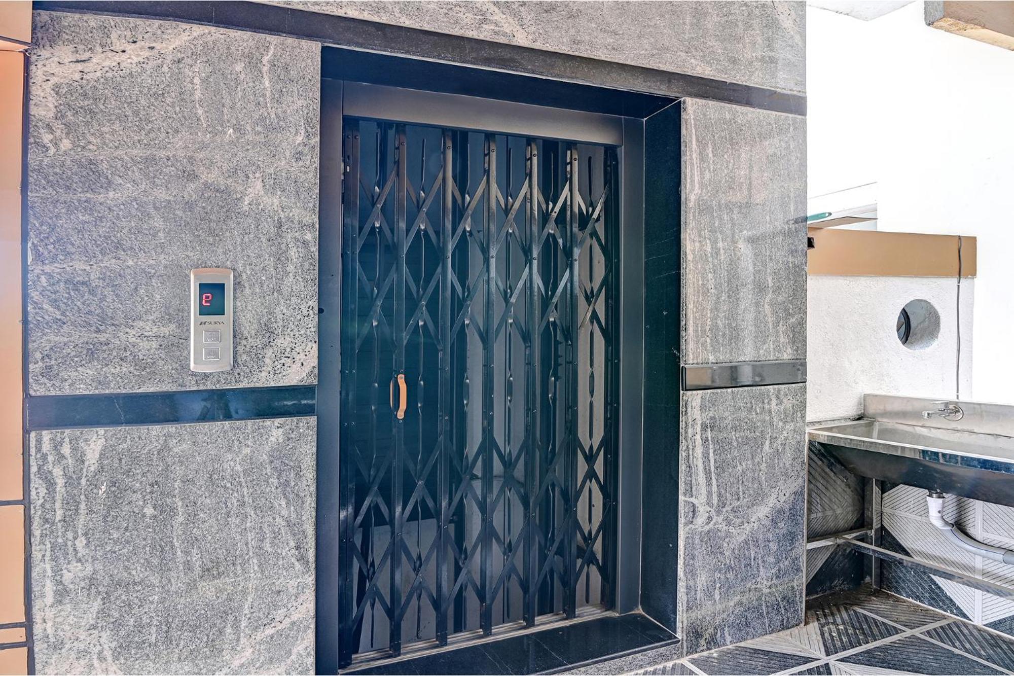 Fabhotel Srinivasa Guest House Tirupati Kültér fotó