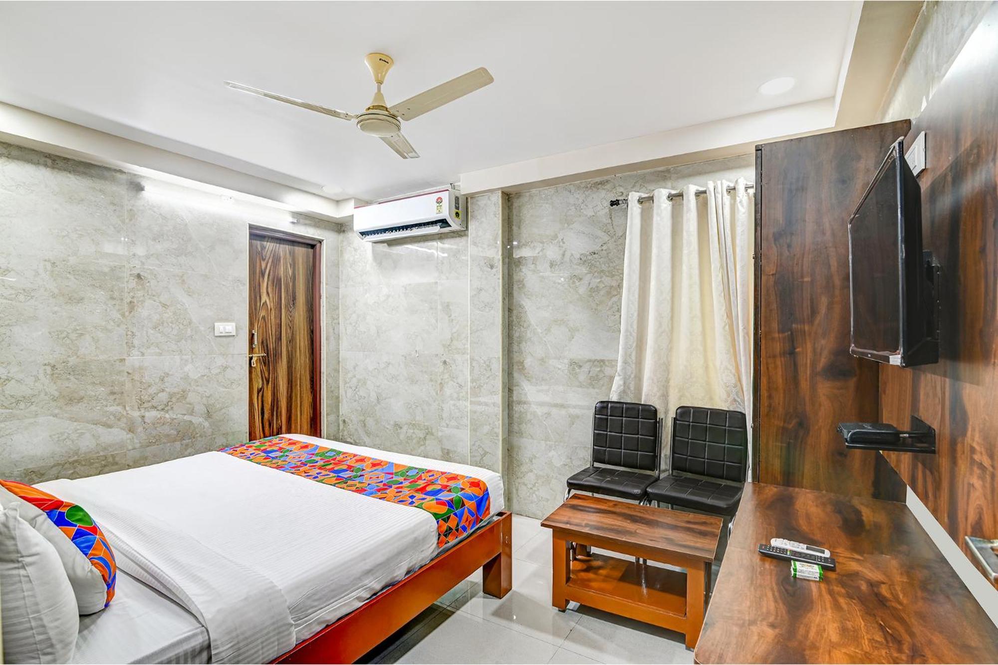 Fabhotel Srinivasa Guest House Tirupati Kültér fotó